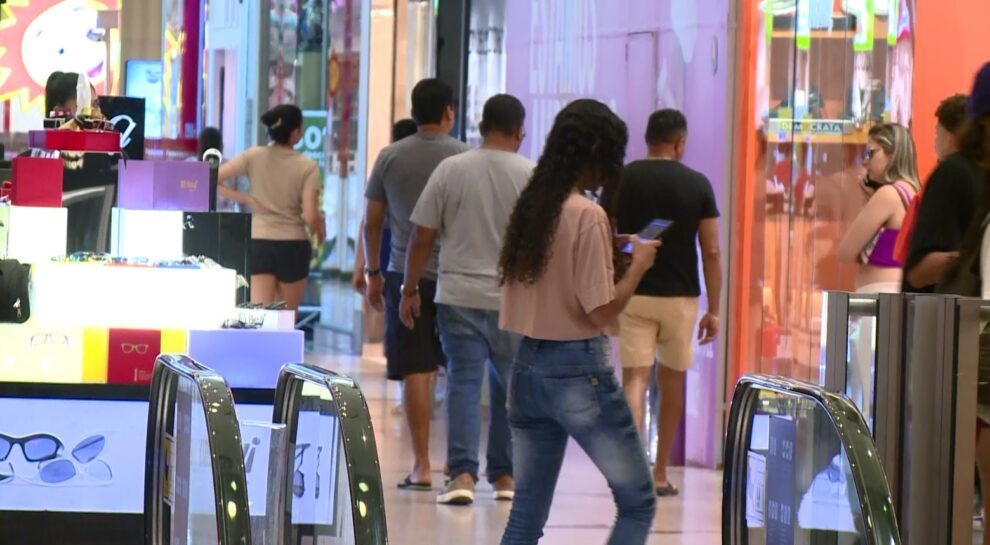 liquidacao-de-inicio-de-ano-oferece-descontos-de-ate-70%-em-lojas-de-fortaleza