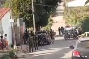 quatro-criminosos-e-um-policial-militar-sao-mortos-durante-confronto-em-tiangua,-no-ceara