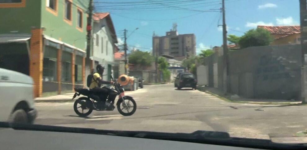 fortaleza-acumula-ruas-com-pavimentacao-desnivelada-e-asfalto-irregular;-condutores-relatam-prejuizos