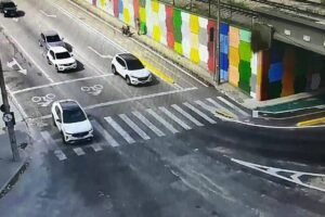 homem-e-detido-apos-realizar-pichacao-em-viaduto-da-avenida-dom-luis,em-fortaleza