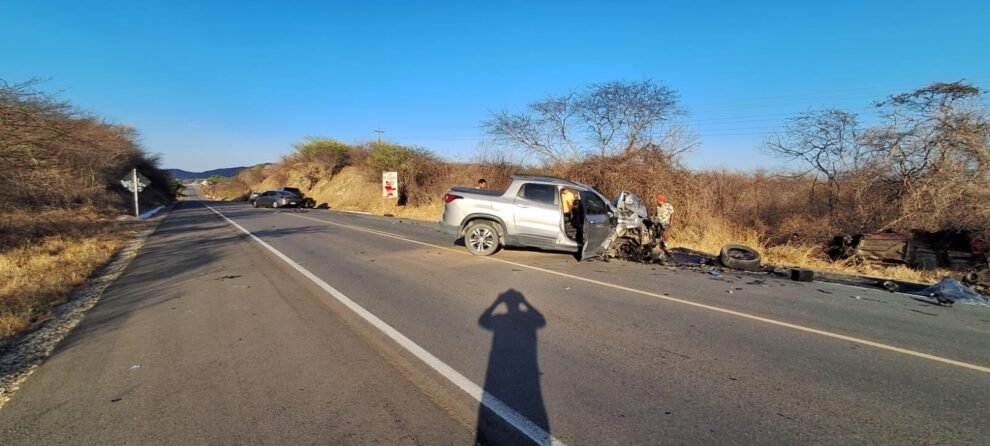 sobrevivente-que-perdeu-mae,-irma-gemea-e-prima-em-colisao-na-br-020-segue-internada-em-estado-grave-no-ceara