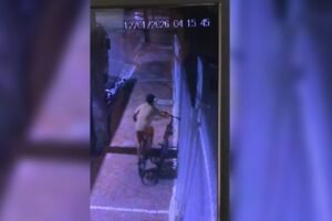 homem-invade-predio-e-furta-bicicleta-no-bairro-meireles,-em-fortaleza