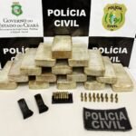 casal-e-preso-apos-ser-flagrado-com-filha-de-seis-anos-em-carro-com-15,4-kg-de-crack-e-armas-no-ceara