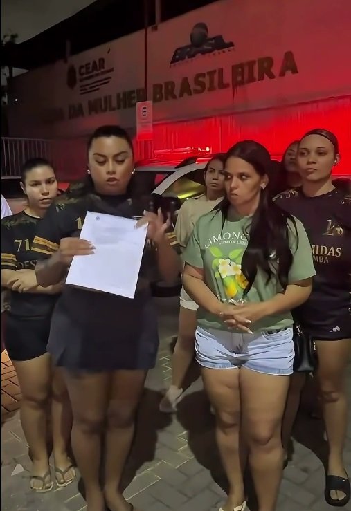 equipe-de-carimba-denuncia-que-foi-impedida-de-participar-de-torneio-em-fortaleza-por-ter-jogadora-trans