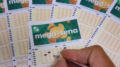 duas-apostas-do-ceara-faturam-a-quina-da-mega-sena;-premio-acumula-em-r$-55-milhoes