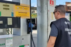 fiscalizacoes-do-decon-em-2025-resultam-em-quase-800-autuacoes-no-ceara