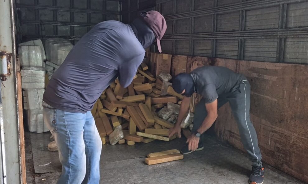 policia-civil-destroi-mais-de-3-toneladas-de-drogas-em-primeira-incineracao-de-2026-no-ceara