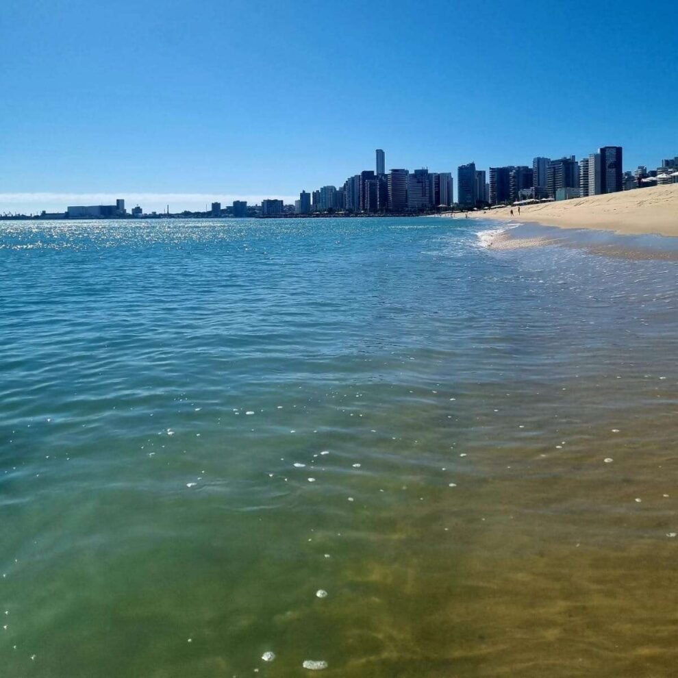 orla-de-fortaleza-tem-21-pontos-proprios-para-banho-neste-fim-de-semana;-veja-lista