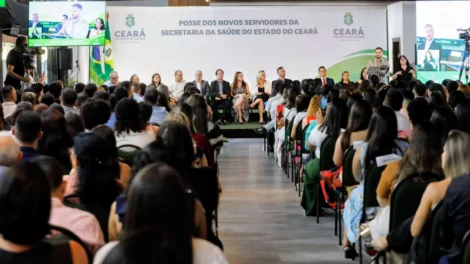 novos-servidores-da-saude-tomam-posse-nesta-segunda-feira-(26)-no-ceara