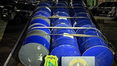 receita-federal-e-policia-civil-apreendem-tres-toneladas-de-substancia-usada-em-“lanca-perfume”-no-ceara