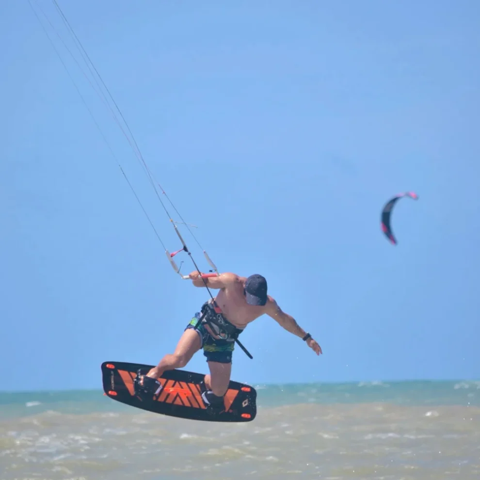 kitesurfista-que-morreu-afogado-no-ceara-alertou-sobre-vento-forte-e-tamanho-da-pipa-antes-de-entrar-no-mar