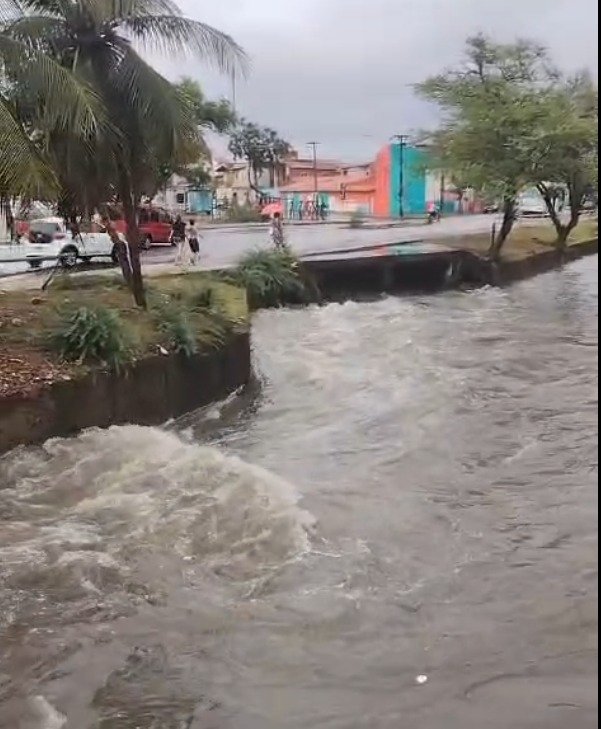 defesa-civil-registra-20-ocorrencias-em-fortaleza-e-alerta-para-continuidade-das-chuvas-no-ceara