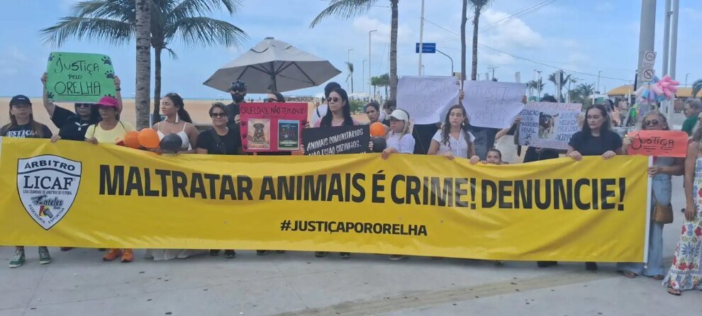 fortaleza-registra-atos-por-justica-apos-morte-do-cao-orelha