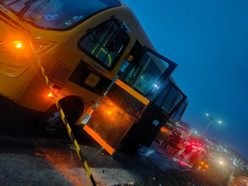estudante-de-dez-anos-morre-ao-cair-de-onibus-escolar-em-nova-russas,-no-ceara