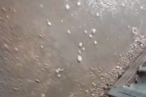 moradores-registram-chuva-de-granizo-em-poranga,-no-interior-do-ceara