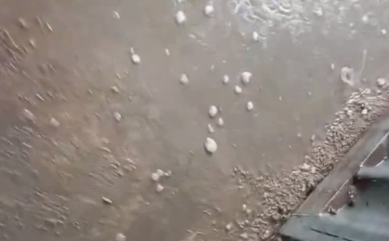 moradores-registram-chuva-de-granizo-em-poranga,-no-interior-do-ceara