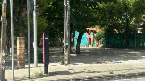 grades-sao-retiradas-do-estacionamento-do-parque-rio-branco-apos-denuncias-de-moradores-e-reportagem-da-tv-cidade