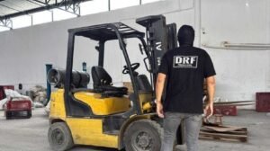 policia-prende-cinco-pessoas-e-apreende-11-toneladas-de-fios-de-cobre-em-galpao-em-fortaleza