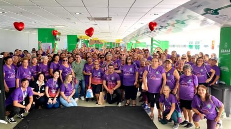 idosos-do-projeto-felizidade-participam-de-bloquinhos-e-concursos-de-fantasia-em-fortaleza