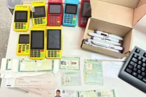 homem-e-preso-em-flagrante-com-canetas-emagrecedoras,-documentos-falsos-e-cartoes-em-fortaleza