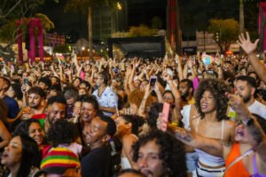 confira-a-programacao-deste-domingo-(15)-do-carnaval-de-fortaleza,-com-horarios-e-locais-dos-festejos