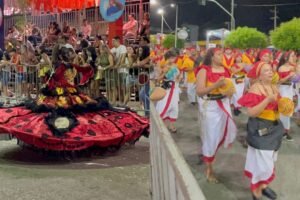 maracatus-desfilam-no-primeiro-dia-do-carnaval-de-fortaleza-na-avenida-domingos-olimpio