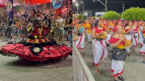 maracatus-desfilam-no-primeiro-dia-do-carnaval-de-fortaleza-na-avenida-domingos-olimpio