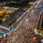 aracati-reune-210-mil-folioes-e-supera-publico-da-abertura-no-carnaval-2026
