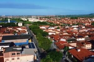 bairro-jose-walter-se-reinventou-e-consolidou-identidade-com-o-passar-dos-anos,-em-fortaleza