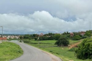 ararenda-concentra-maior-volume-de-chuva-do-dia-no-ceara;-30-municipios-registram-precipitacoes