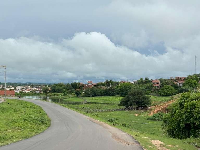 ararenda-concentra-maior-volume-de-chuva-do-dia-no-ceara;-30-municipios-registram-precipitacoes