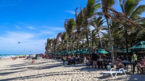 elmano-diz-que-acordo-de-solucao-para-barracas-da-praia-do-futuro-esta-“muito-perto”-de-ser-assinado