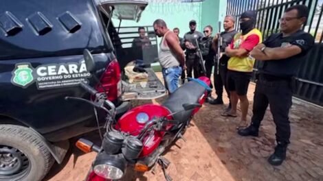 pai-e-preso-apos-usar-baladeira-para-jogar-drogas-para-o-filho-em-presidio-no-ceara
