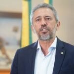 elmano-de-freitas-comemora-aprovacao-do-pl-antifaccao-na-camara-dos-deputados