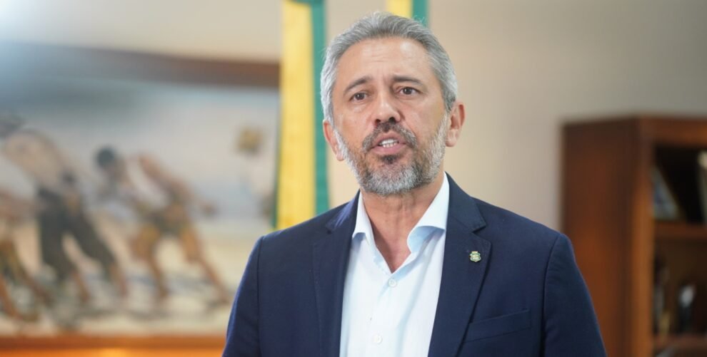 elmano-de-freitas-comemora-aprovacao-do-pl-antifaccao-na-camara-dos-deputados