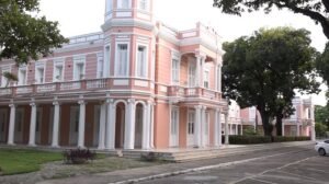 benfica:-bairro-e-sinonimo-de-intelectualidade,-boemia-e-afeto-para-moradores-de-fortaleza