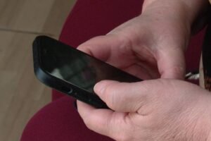 tecnica-de-enfermagem-perde-mais-de-r$-30-mil-para-falso-namorado-que-conheceu-pela-internet