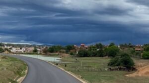 ceara-esta-sob-alerta-de-chuvas-intensas-ate-segunda-feira;-veja-as-areas-sob-aviso