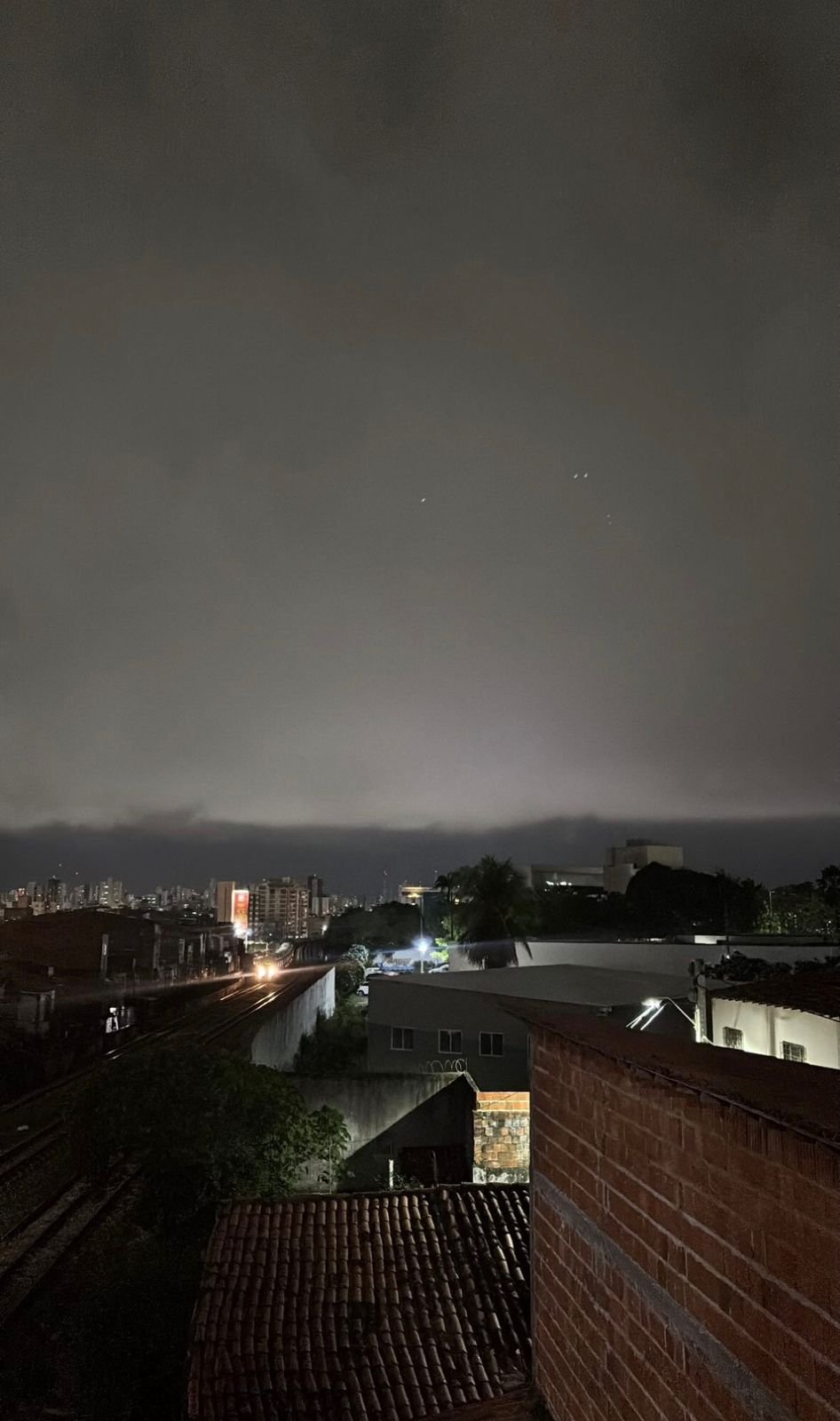 fortaleza-registra-31-mm-de-chuva-no-castelao-e-tem-domingo-de-instabilidade;-veja-previsao