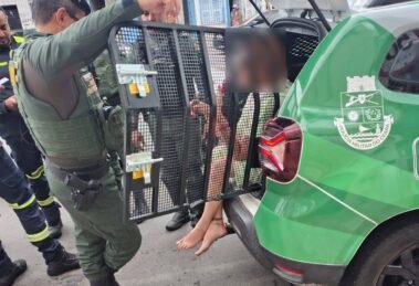 motorista-que-estaria-bebada-provoca-serie-de-colisoes-no-transito-e-e-presa-em-fortaleza