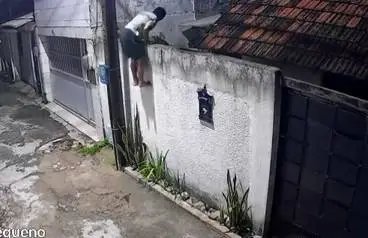 moradores-do-parque-araxa-denunciam-que-ladroes-estao-invadindo-casas-na-madrugada