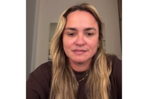 prefeita-de-aracati,-no-ceara,-esta-impedida-de-voltar-de-dubai-apos-ataques-do-ira