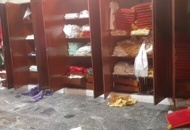 criminosos-que-invadiram-catedral-de-fortaleza-quebraram-vitral-historico-e-deixaram-marcas-de-sangue-no-templo