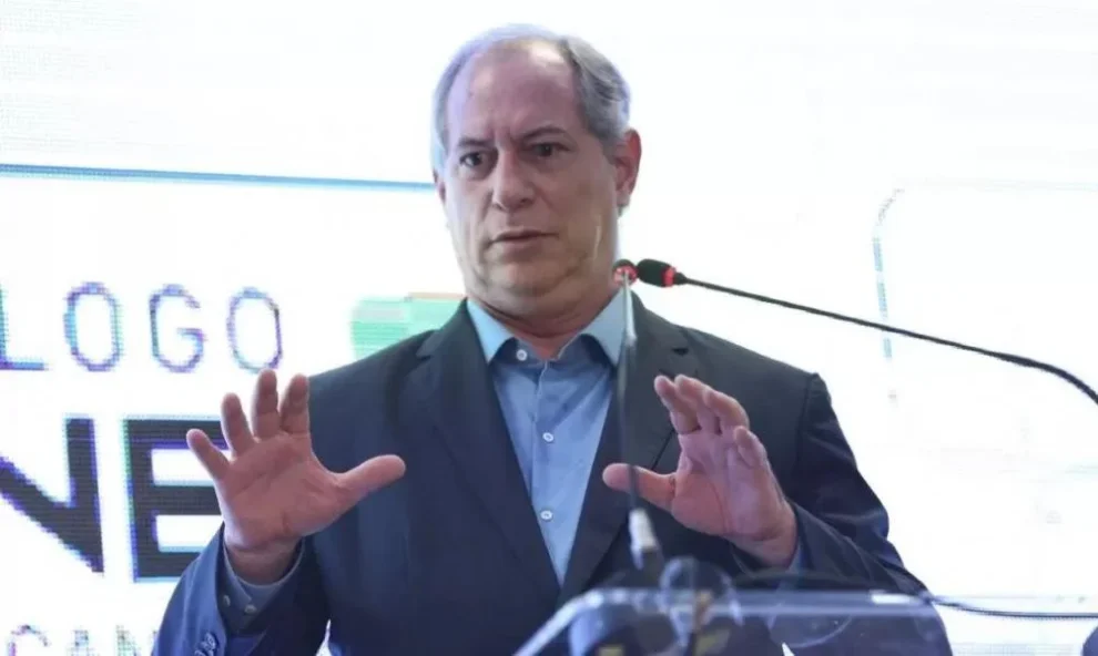 ciro-diz-que-divergencias-politicas-com-cid-gomes-sao-“insuperaveis”-durante-evento-no-ceara