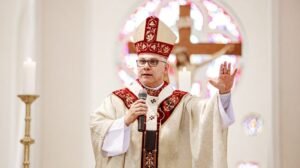 arcebispo-de-fortaleza-convoca-pacto-contra-o-feminicidio-e-faz-apelo-por-respeito-as-mulheres