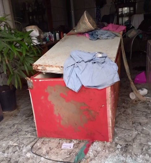 corpo-em-decomposicao-e-achado-dentro-de-geladeira-em-casa-abandonada-no-ceara